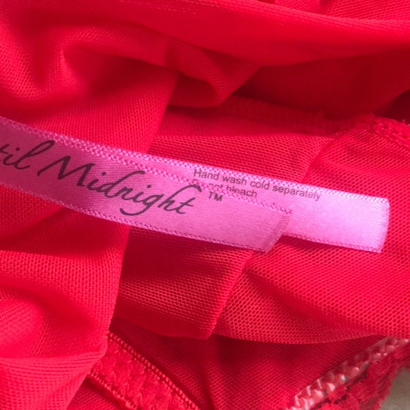 Seven ‘til Midnight lingerie OS 💗 - Picture 5 of 7